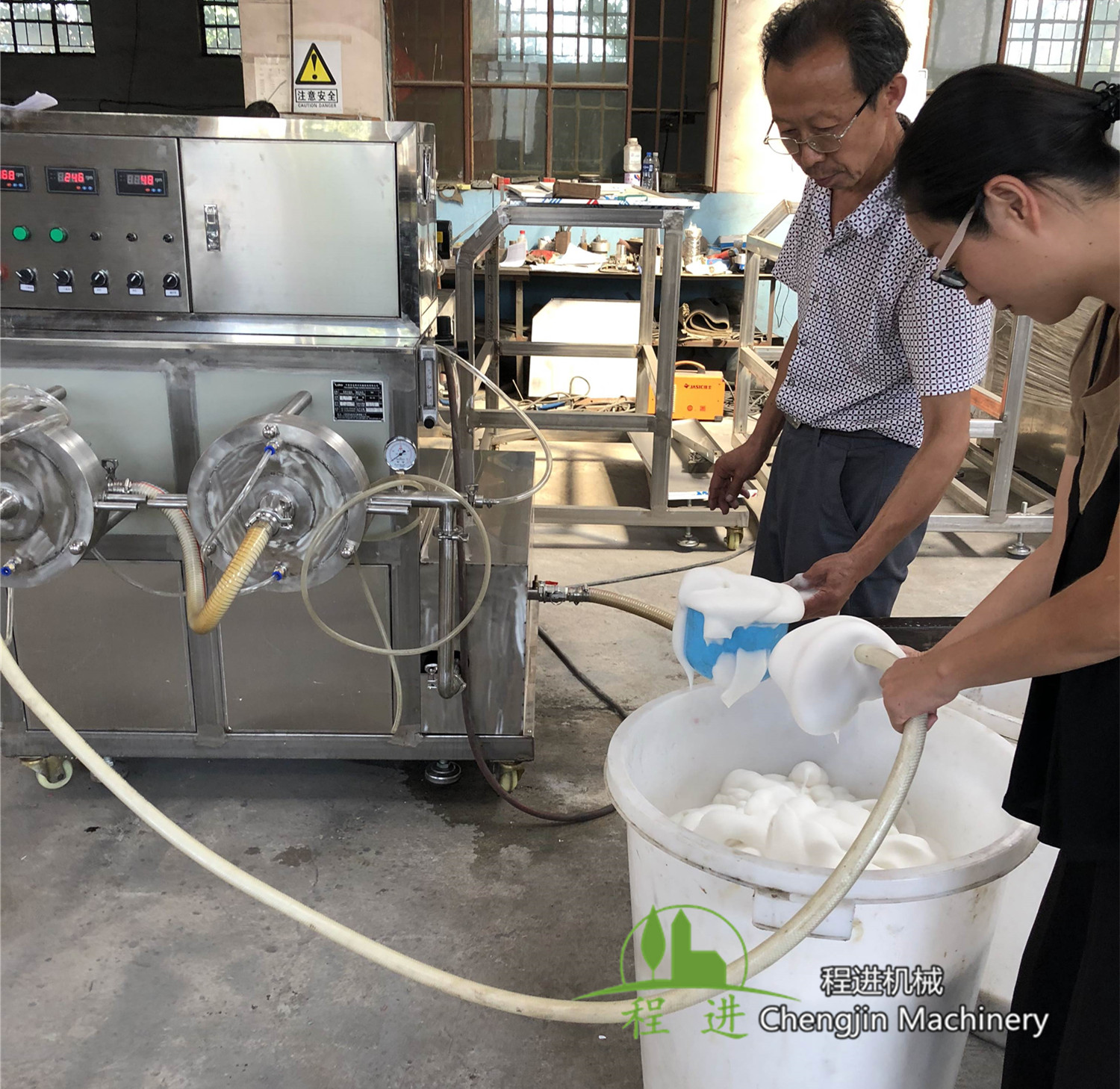 自动乳胶发泡机具有那些优势呢